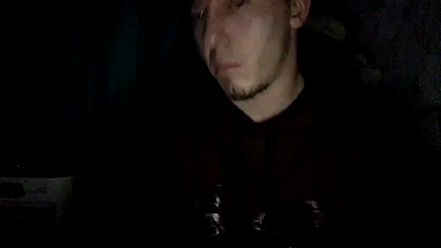 Snapshot of KristiDan chatting on 28, 11, 2025 KristiDan online show from 28, 11, 2025