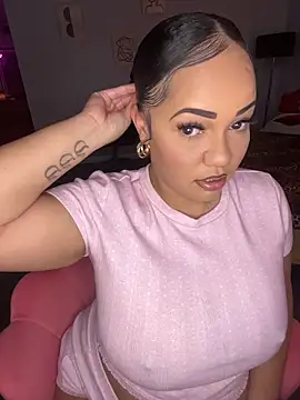 DestineeJayde online show from 18, 6, 2026