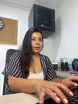 Snapshot of miaa_daniels chatting on 3, 3, 2025 miaa daniels online show from 3, 3, 2025