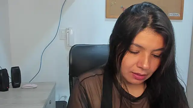 Snapshot of miaa_daniels chatting on 14, 3, 2025 miaa daniels online show from 14, 3, 2025