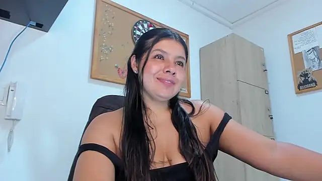 Snapshot of miaa_daniels chatting on 17, 3, 2025 miaa daniels online show from 17, 3, 2025