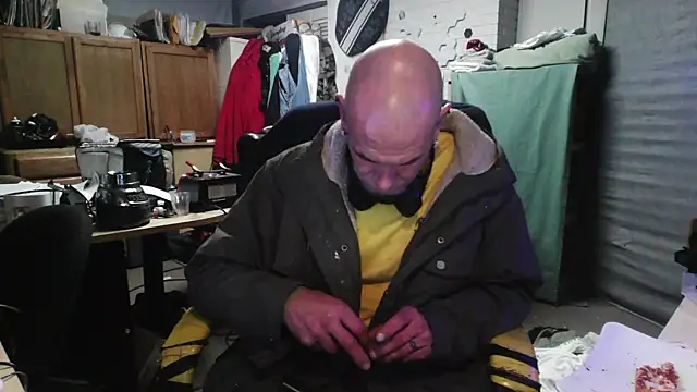 Badpuppyy online show from 8, 3, 2025