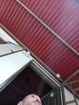 Snapshot of sebasxx97 chatting on 5, 3, 2025 sebasxx97 online show from 5, 3, 2025