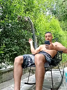 Snapshot of sebasxx97 chatting on 12, 9, 2025 sebasxx97 online show from 12, 9, 2025