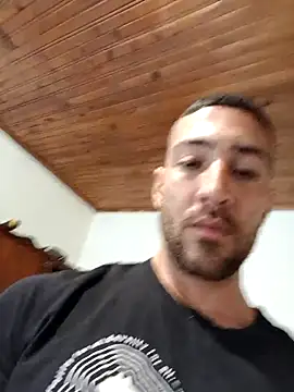 Snapshot of sebasxx97 chatting on 13, 11, 2025 sebasxx97 online show from 13, 11, 2025