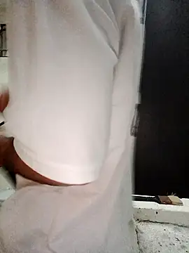 Snapshot of sebasxx97 chatting on 16, 11, 2025 sebasxx97 online show from 16, 11, 2025