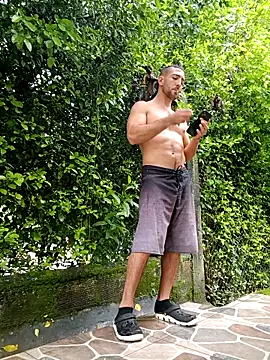 Snapshot of sebasxx97 chatting on 15, 4, 2026 sebasxx97 online show from 15, 4, 2026