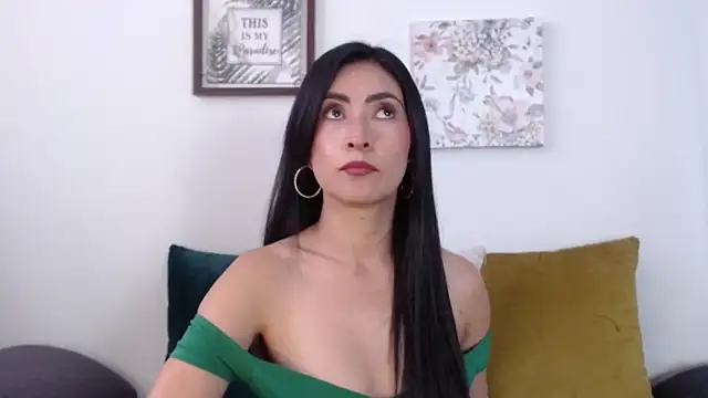 JainaRogers online show from 23, 6, 2026