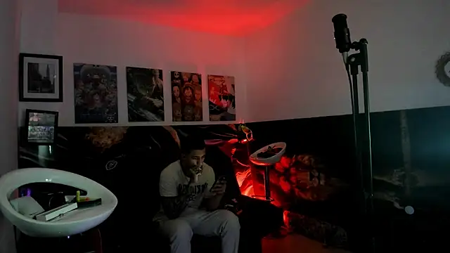 Snapshot of Sisoyalejo420 chatting on 12, 10, 2025 Sisoyalejo420 online show from 12, 10, 2025