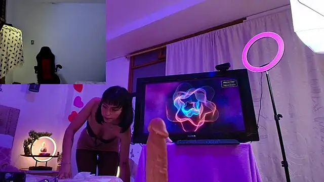 AnnieNasty online show from 28, 2, 2025