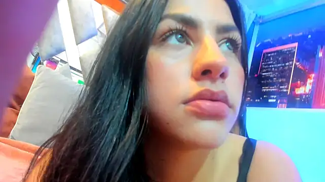 Kendall Sophy online show from 20, 1, 2025