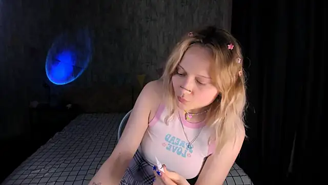 Snapshot of MariaMango chatting on 12, 2, 2025 MariaMango online show from 12, 2, 2025