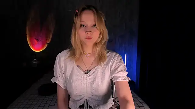 Snapshot of MariaMango chatting on 13, 2, 2025 MariaMango online show from 13, 2, 2025
