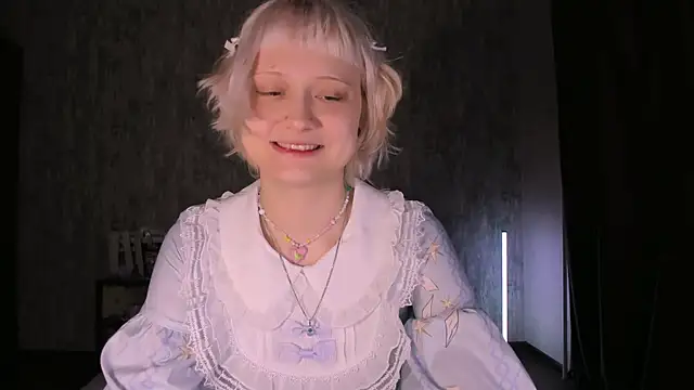 Snapshot of MariaMango chatting on 16, 9, 2025 MariaMango online show from 16, 9, 2025