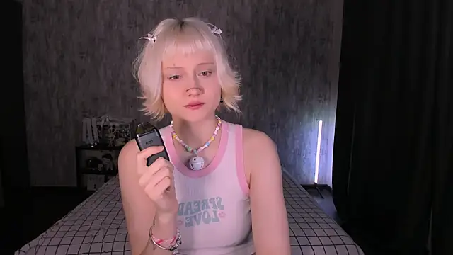 Snapshot of MariaMango chatting on 1, 10, 2025 MariaMango online show from 1, 10, 2025