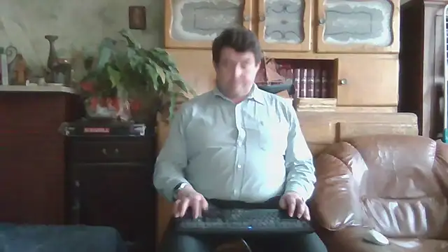 sympatrique online show from 19, 3, 2025