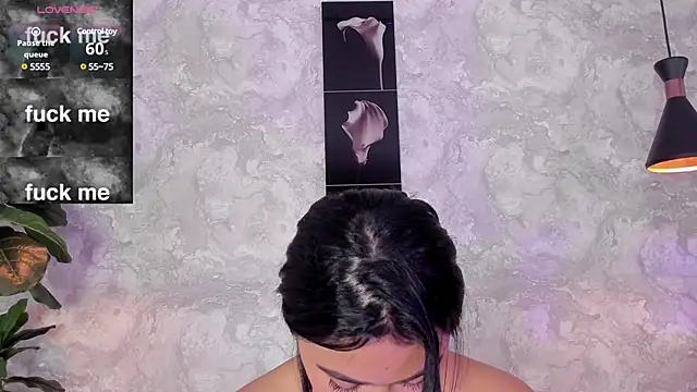 Snapshot of alina_stark chatting on 5, 3, 2025 alina stark online show from 5, 3, 2025