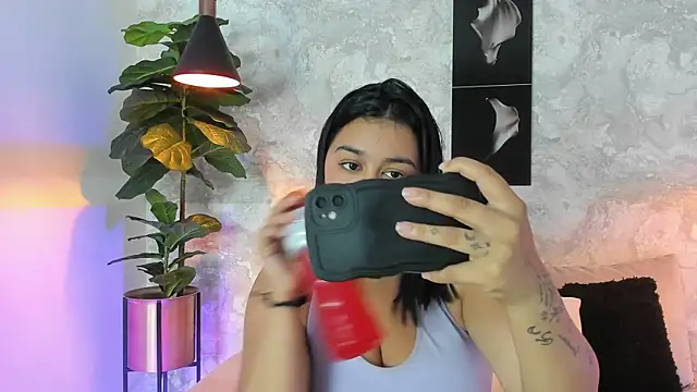 Snapshot of alina_stark chatting on 10, 9, 2025 alina stark online show from 10, 9, 2025