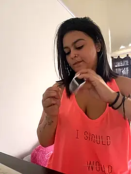 Snapshot of alina_stark chatting on 15, 9, 2025 alina stark online show from 15, 9, 2025