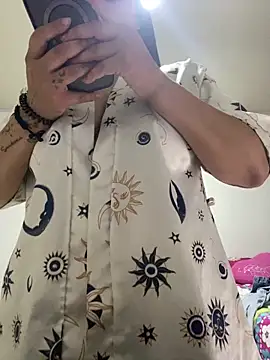 Snapshot of alina_stark chatting on 13, 10, 2025 alina stark online show from 13, 10, 2025