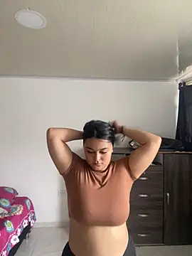 Snapshot of alina_stark chatting on 26, 10, 2025 alina stark online show from 26, 10, 2025