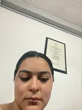 Snapshot of alina_stark chatting on 29, 11, 2025 alina stark online show from 29, 11, 2025