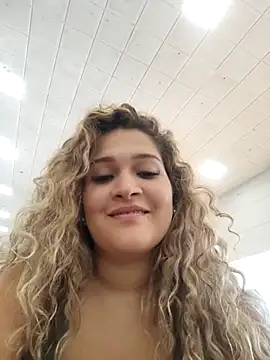 Snapshot of Sara_smiiith211 chatting on 27, 2, 2025 Sara smiiith211 online show from 27, 2, 2025