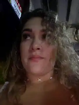 Snapshot of Sara_smiiith211 chatting on 23, 10, 2025 Sara smiiith211 online show from 23, 10, 2025