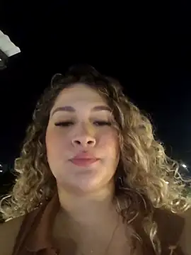 Snapshot of Sara_smiiith211 chatting on 30, 10, 2025 Sara smiiith211 online show from 30, 10, 2025