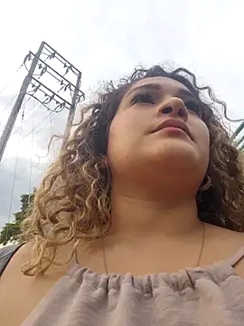 Snapshot of Sara_smiiith211 chatting on 3, 12, 2025 Sara smiiith211 online show from 3, 12, 2025