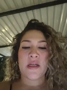 Sara smiiith211 online show from 27, 5, 2026