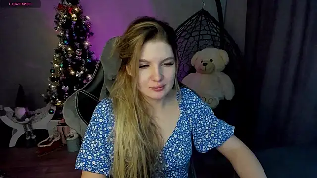 Snapshot of lily_williamss chatting on 23, 12, 2024 lily williamss online show from 23, 12, 2024