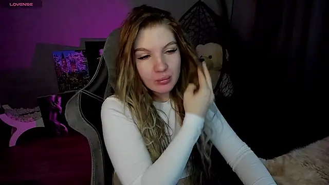 Snapshot of lily_williamss chatting on 24, 1, 2025 lily williamss online show from 24, 1, 2025