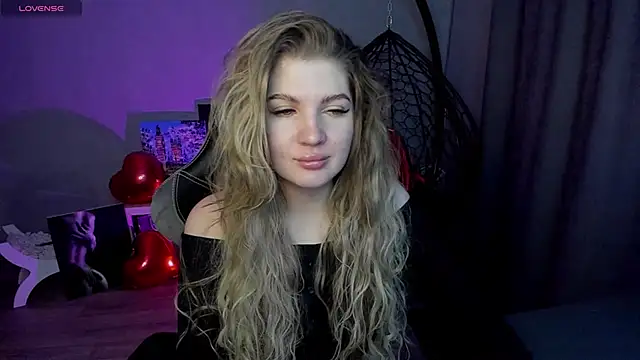 Snapshot of lily_williamss chatting on 9, 2, 2025 lily williamss online show from 9, 2, 2025