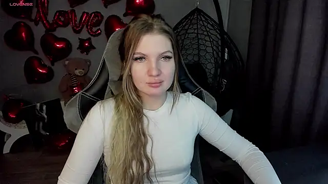 Snapshot of lily_williamss chatting on 2, 3, 2025 lily williamss online show from 2, 3, 2025