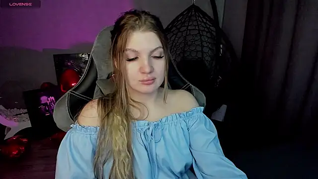 Snapshot of lily_williamss chatting on 6, 3, 2025 lily williamss online show from 6, 3, 2025