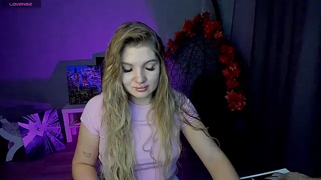 Snapshot of lily_williamss chatting on 24, 9, 2025 lily williamss online show from 24, 9, 2025