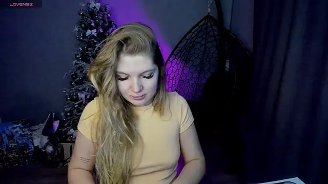 Snapshot of lily_williamss chatting on 19, 11, 2025 lily williamss online show from 19, 11, 2025