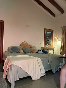 Amelia Rouse online show from 24, 2, 2026