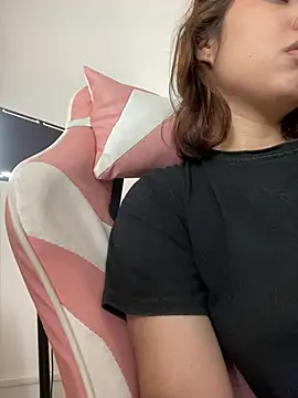 Snapshot of Lia_sex69 chatting on 8, 3, 2025 Lia sex69 online show from 8, 3, 2025