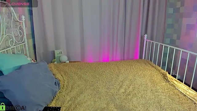 Stacy Luv online show from 12, 2, 2026