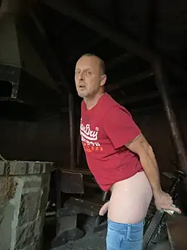 Snapshot of SchwuleHure chatting on 18, 9, 2025 SchwuleHure online show from 18, 9, 2025