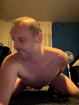 Snapshot of SchwuleHure chatting on 7, 10, 2025 SchwuleHure online show from 7, 10, 2025