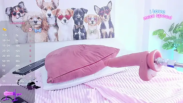 ashley nicoll online show from 13, 11, 2025