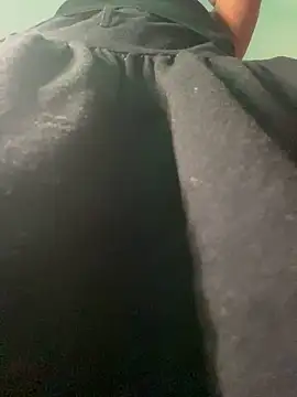 Snapshot of Cherrytowild chatting on 21, 2, 2025 Cherrytowild online show from 21, 2, 2025