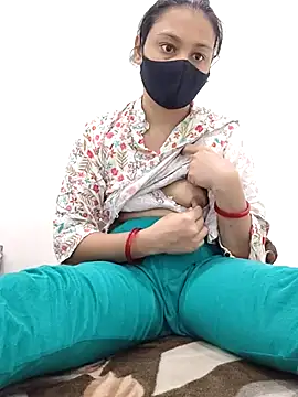 Snapshot of Aaradhya chatting on 10, 7, 2026 Aaradhya online show from 10, 7, 2026