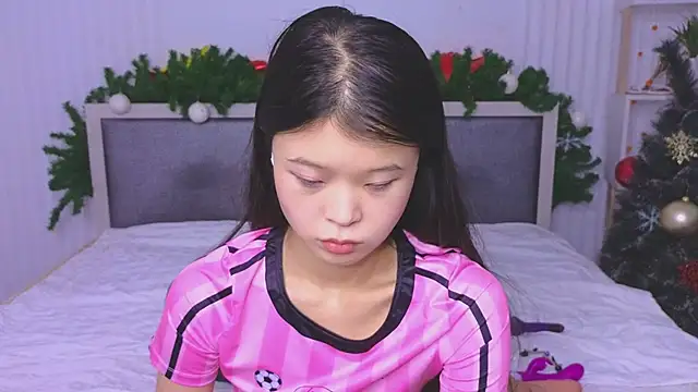 Snapshot of Tina_Kim_ chatting on 21, 12, 2024 Tina Kim online show from 21, 12, 2024