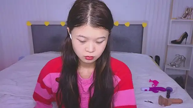 Snapshot of Tina_Kim_ chatting on 6, 2, 2025 Tina Kim online show from 6, 2, 2025