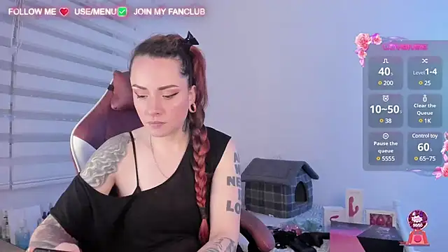 Domina Deivis online show from 4, 3, 2025