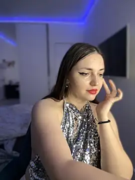 HoneySweetBee online show from 2, 12, 2025